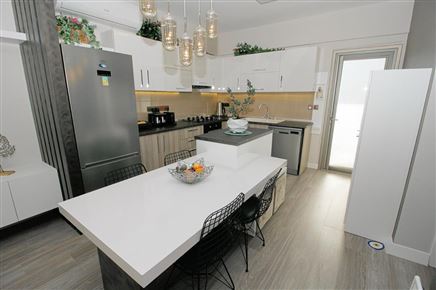 fa8d49b4-da08-4bf2-91b4-2b27ae63d229